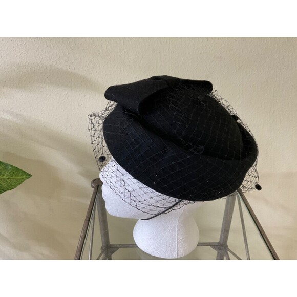 ANIWON Vintage Classic Chic Black Pill box Hat w/bow Netting strap 100% Wool - Picture 1 of 10